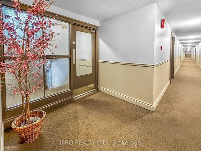 208 - 264 Oakdale Ave, Condo with 2 bedrooms, 1 bathrooms and 2 parking in St. Catharines ON | Image 10