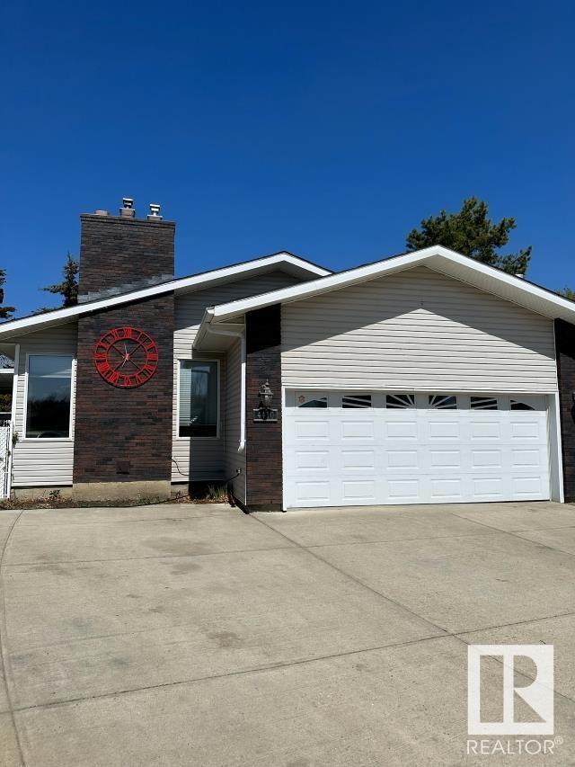 4410 55b Av, House detached with 3 bedrooms, 3 bathrooms and null parking in Drayton Valley AB | Image 1