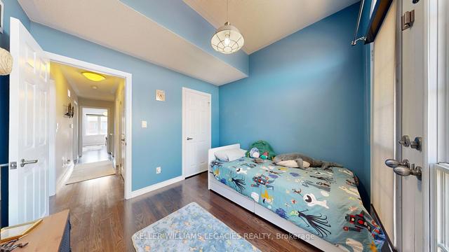 29 Mccartney St, House semidetached with 4 bedrooms, 4 bathrooms and 3 parking in Toronto ON | Image 11