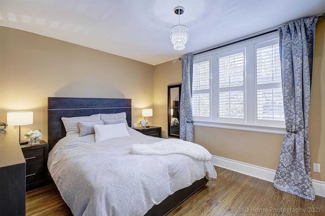 23 Le May Rd, House semidetached with 3 bedrooms, 2 bathrooms and 0 parking in Toronto ON | Image 9