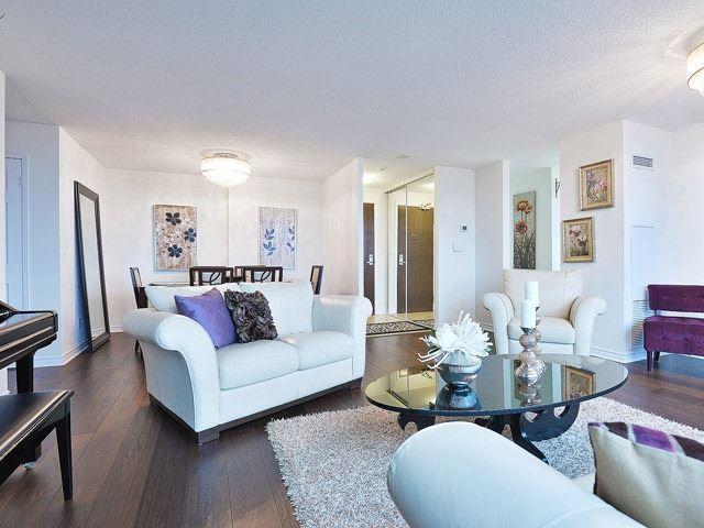 ph 220 - 35 Hollywood Ave E, Condo with 2 bedrooms, 2 bathrooms and 1 parking in Toronto ON | Image 4