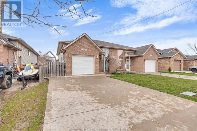 2668 Teedie, House semidetached with 3 bedrooms, 2 bathrooms and null parking in Windsor ON | Image 2