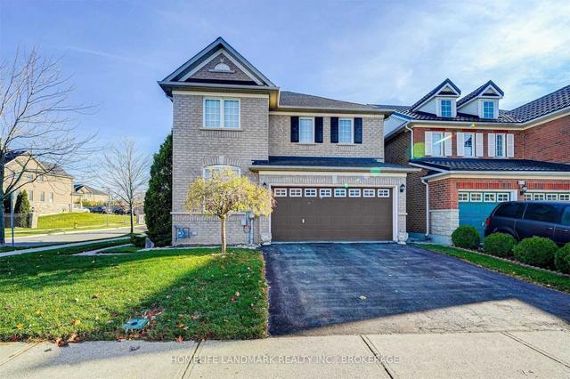1 Mac Frost Way, House detached with 4 bedrooms, 4 bathrooms and 4 parking in Toronto ON | Image 1