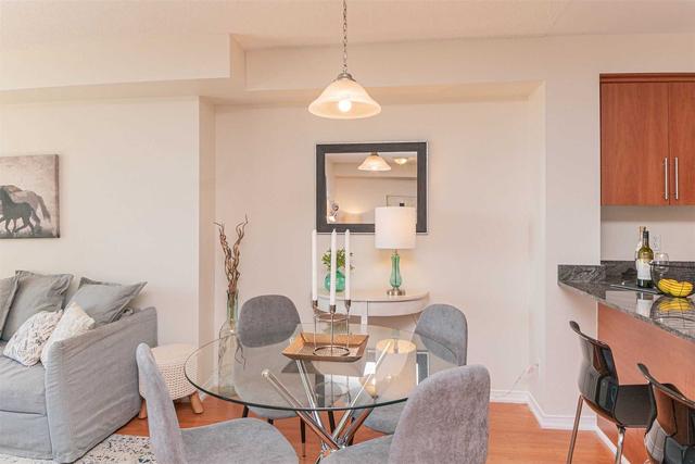 7i - 6 Rosebank Dr, Condo with 1 bedrooms, 1 bathrooms and 1 parking in Toronto ON | Image 4