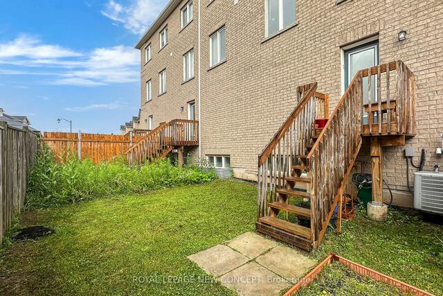 78 - 2280 Baronwood Dr, House attached with 3 bedrooms, 3 bathrooms and 2 parking in Oakville ON | Image 15