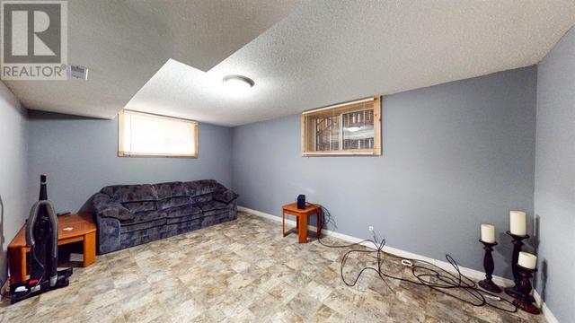 1214 Elm Street Se, House detached with 3 bedrooms, 2 bathrooms and 4 parking in Medicine Hat AB | Image 18