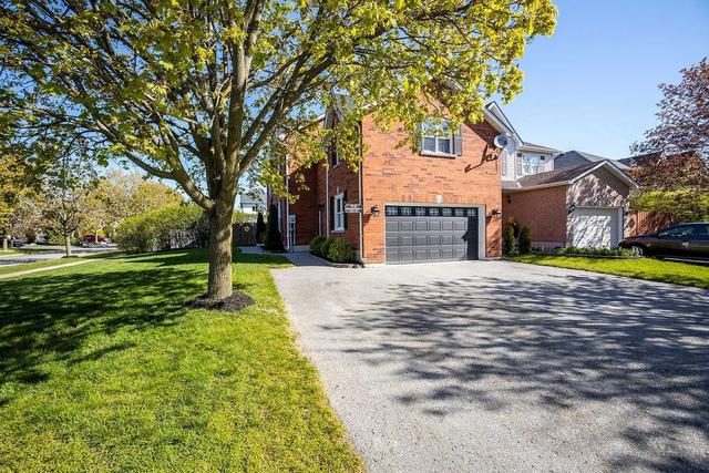 52 Hemmingway Dr, House attached with 3 bedrooms, 4 bathrooms and 8 parking in Clarington ON | Image 23