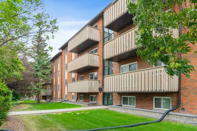 211 - 11620 Elbow Drive Sw, Condo with 2 bedrooms, 1 bathrooms and 1 parking in Calgary AB | Image 2