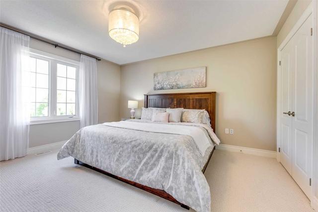 705 Emily Grve, House detached with 4 bedrooms, 4 bathrooms and 6 parking in Newmarket ON | Image 26