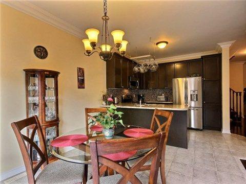 86 Lewis Honey Dr, House detached with 4 bedrooms, 4 bathrooms and 2 parking in Aurora ON | Image 5