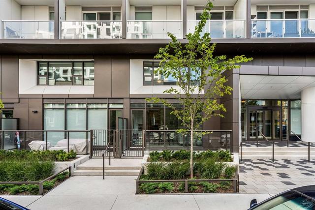111 - 80 Vanauley St, Condo with 2 bedrooms, 3 bathrooms and 1 parking in Toronto ON | Image 12