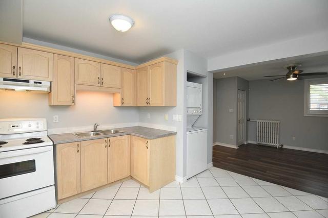 18 - 6 Vineland Ave, Condo with 2 bedrooms, 1 bathrooms and 0 parking in Hamilton ON | Image 5