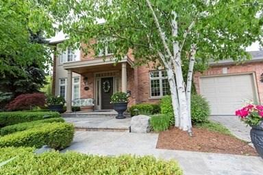1013 Dell Crt, House detached with 4 bedrooms, 4 bathrooms and 4 parking in Burlington ON | Image 1