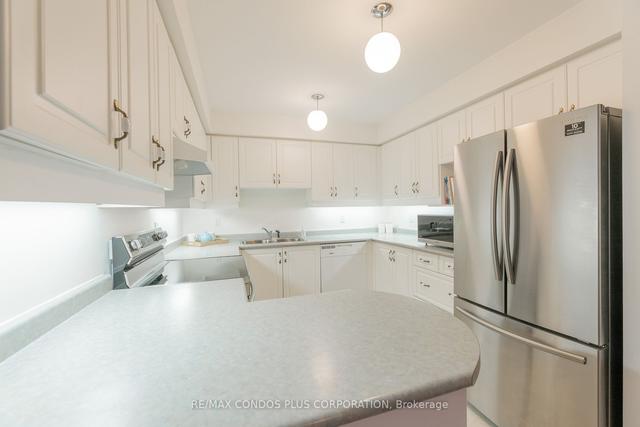 402 - 1387 Bayview Ave, Condo with 2 bedrooms, 2 bathrooms and 1 parking in Toronto ON | Image 37
