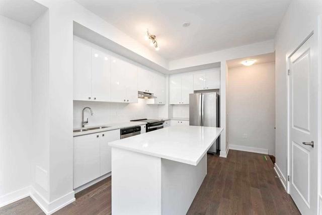 l118 - 9560 Islington Ave, Townhouse with 2 bedrooms, 3 bathrooms and 1 parking in Vaughan ON | Image 3