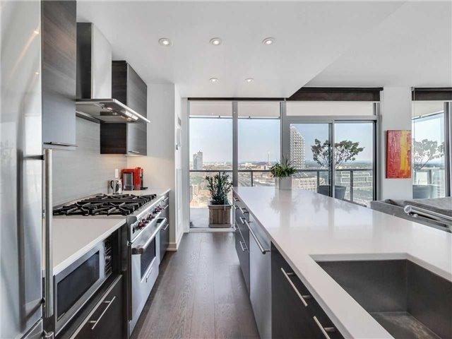 2410 - 1 Market St, Condo with 2 bedrooms, 2 bathrooms and 1 parking in Toronto ON | Image 17