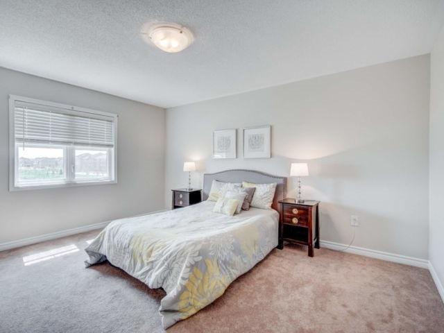 1586 Clitherow St, House detached with 4 bedrooms, 4 bathrooms and 1 parking in Milton ON | Image 12