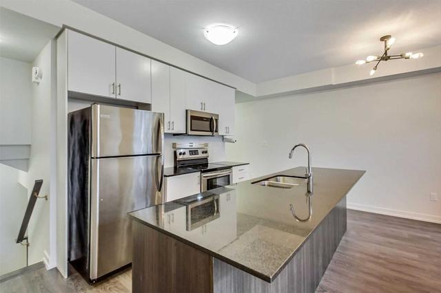 12 - 51 Florence St, Townhouse with 2 bedrooms, 2 bathrooms and 1 parking in Toronto ON | Image 2