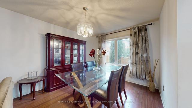 151 Richvale Dr S, House detached with 4 bedrooms, 4 bathrooms and 3 parking in Brampton ON | Image 2