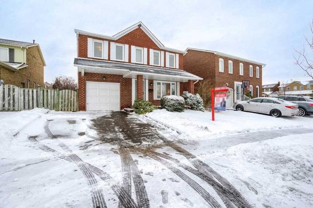 3 Nimrod Cres, House detached with 3 bedrooms, 3 bathrooms and 3 parking in Brampton ON | Image 1