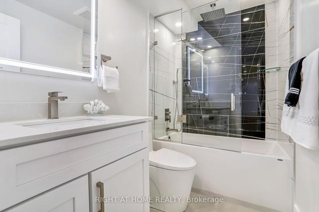 1510 - 299 Mill Rd, Condo with 3 bedrooms, 2 bathrooms and 1 parking in Toronto ON | Image 9