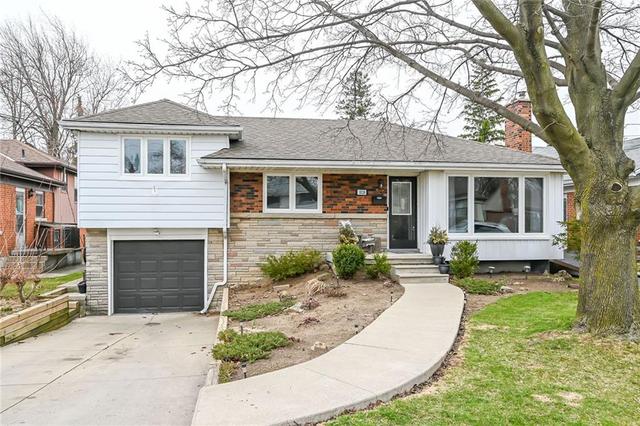 1020 Brucedale Avenue E, House detached with 3 bedrooms, 2 bathrooms and 2 parking in Hamilton ON | Image 1