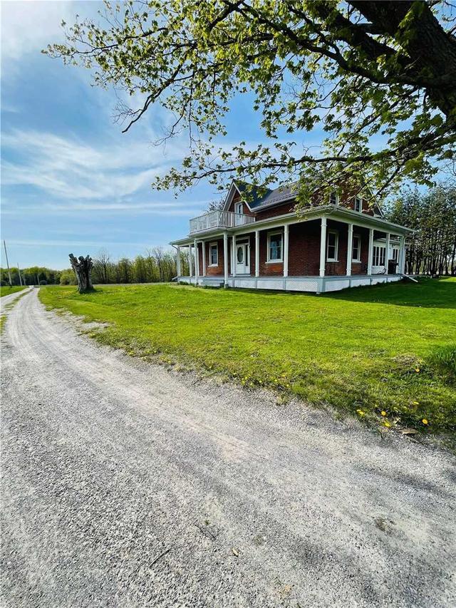 1356 Bartlett Rd, House detached with 3 bedrooms, 3 bathrooms and 10 parking in Cavan Monaghan ON | Image 6