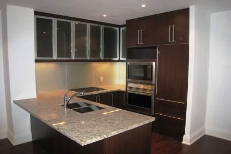 404 - 80 Yorkville Ave, Condo with 1 bedrooms, 1 bathrooms and 1 parking in Toronto ON | Image 2