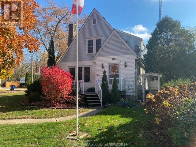 96 Main Street West, House detached with 5 bedrooms, 3 bathrooms and null parking in Chatham Kent ON | Image 2