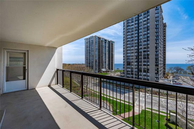 601 - 2185 Marine Dr, Condo with 2 bedrooms, 2 bathrooms and 1 parking in Oakville ON | Image 5