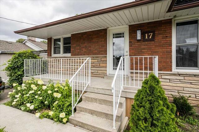 upper - 17 West 21st St, House detached with 3 bedrooms, 1 bathrooms and 2 parking in Hamilton ON | Image 12
