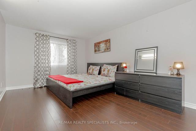 88 Carleton Pl, Townhouse with 4 bedrooms, 3 bathrooms and 2 parking in Brampton ON | Image 7