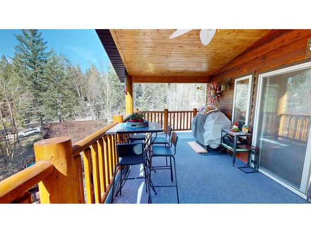 4982 Spur Road, House detached with 3 bedrooms, 2 bathrooms and null parking in East Kootenay G BC | Image 11