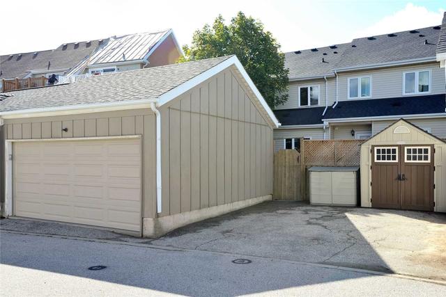 2431 Sixth Line, House attached with 3 bedrooms, 3 bathrooms and 2 parking in Oakville ON | Image 13