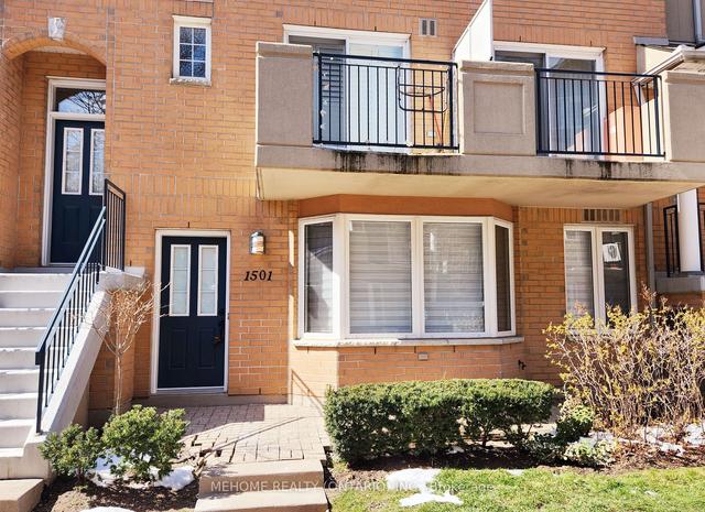 1501 - 28 Sommerset Way, Townhouse with 2 bedrooms, 2 bathrooms and 1 parking in Toronto ON | Image 12