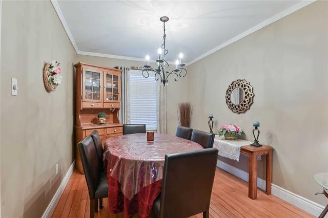 78 Mccaul St, House detached with 3 bedrooms, 2 bathrooms and 5 parking in Brampton ON | Image 27