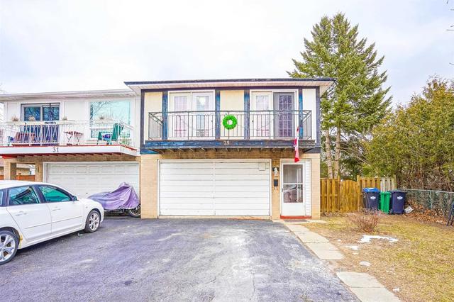 29 Gainsborough Rd E, House semidetached with 3 bedrooms, 2 bathrooms and 6 parking in Brampton ON | Image 1
