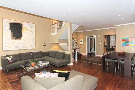 th 11 - 38 Earl St, Townhouse with 3 bedrooms, 3 bathrooms and 1 parking in Toronto ON | Image 3