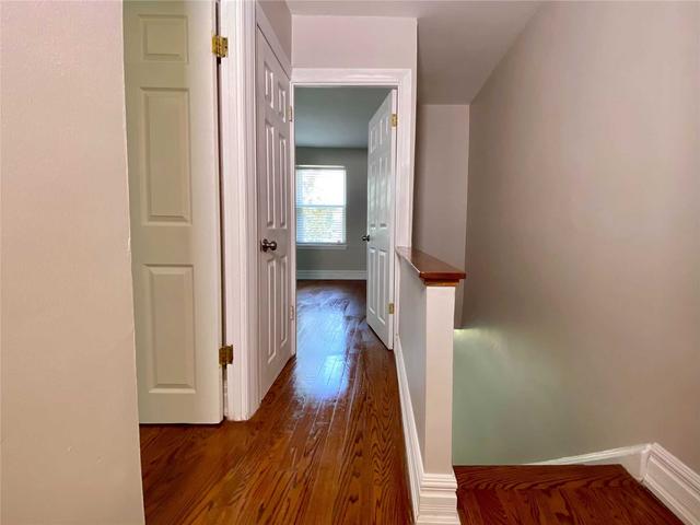 3312 Bathurst St, House attached with 2 bedrooms, 1 bathrooms and 2.5 parking in Toronto ON | Image 7