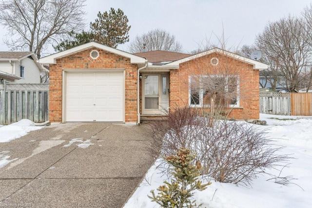 155 Broken Oak Crescent, House detached with 3 bedrooms, 2 bathrooms and 4 parking in Kitchener ON | Image 1