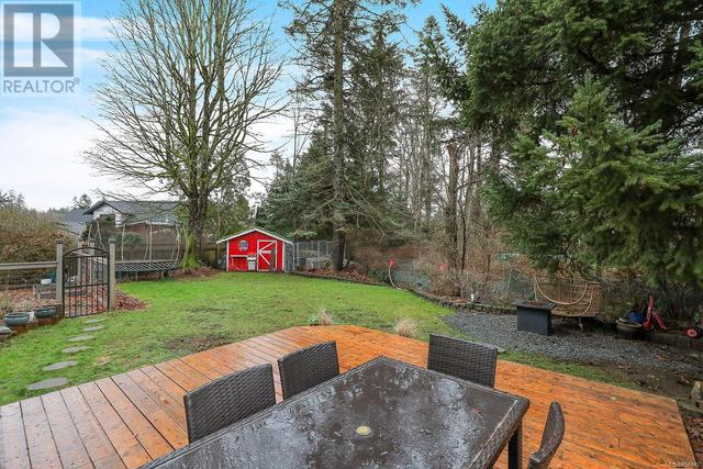 546 Pritchard Rd, House detached with 5 bedrooms, 3 bathrooms and 4 parking in Comox BC | Image 31