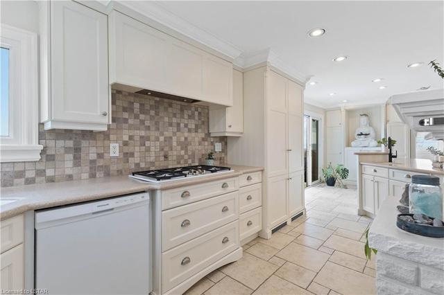 49235 Blair Drive, House detached with 2 bedrooms, 2 bathrooms and 2 parking in Malahide ON | Image 5