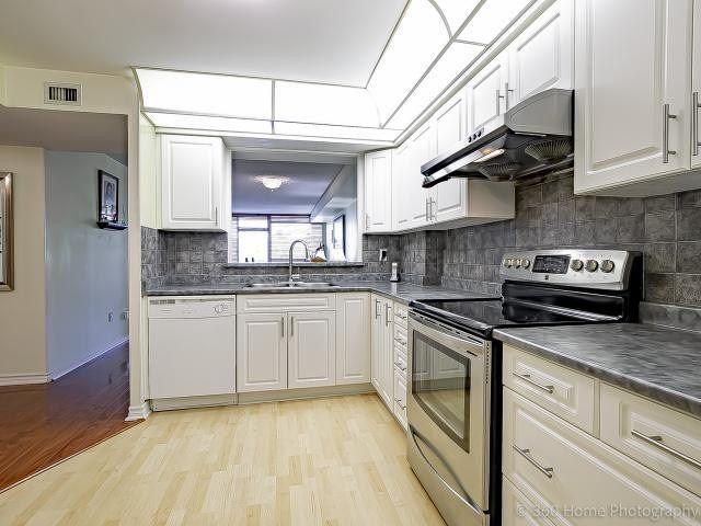 416 - 4727 Sheppard Ave, Condo with 2 bedrooms, 2 bathrooms and 1 parking in Toronto ON | Image 4