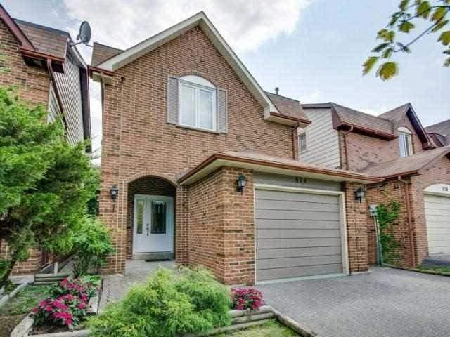 874 Thistle Down Circ, House detached with 3 bedrooms, 2 bathrooms and 2 parking in Mississauga ON | Image 1