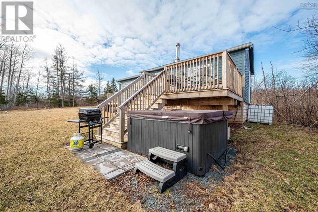 86 Sunrise Drive, House detached with 4 bedrooms, 2 bathrooms and null parking in East Hants NS | Image 39