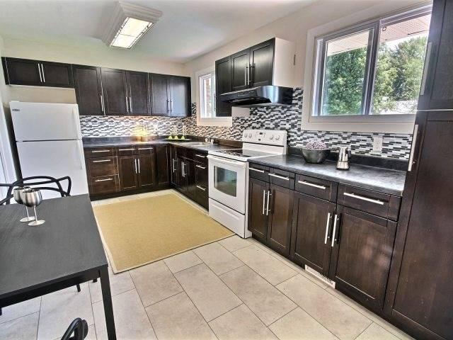 591 Eastvale Dr, House detached with 3 bedrooms, 2 bathrooms and 3 parking in Ottawa ON | Image 7