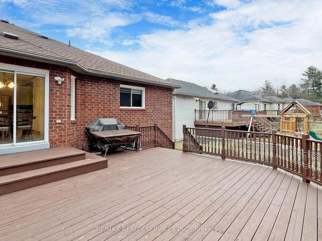 10 Bush Cres, House detached with 3 bedrooms, 2 bathrooms and 6 parking in Wasaga Beach ON | Image 33