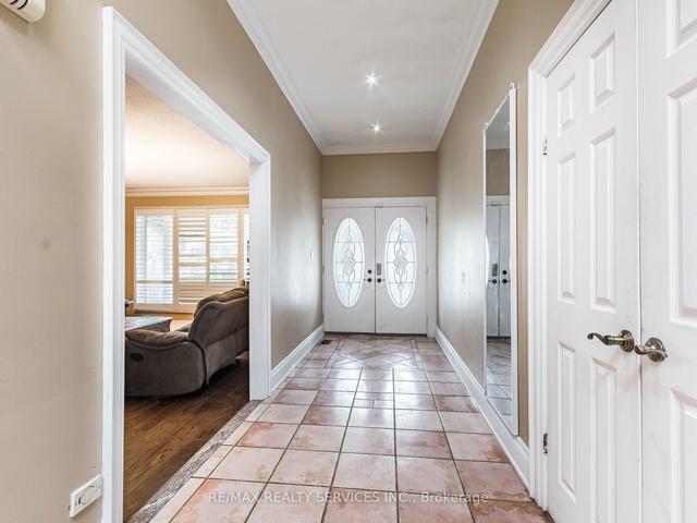 24 Premier Pl, House detached with 4 bedrooms, 5 bathrooms and 6 parking in Brampton ON | Image 32
