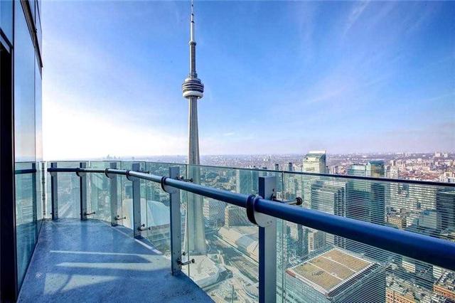 6708 - 14 York St, Condo with 2 bedrooms, 2 bathrooms and 1 parking in Toronto ON | Image 14
