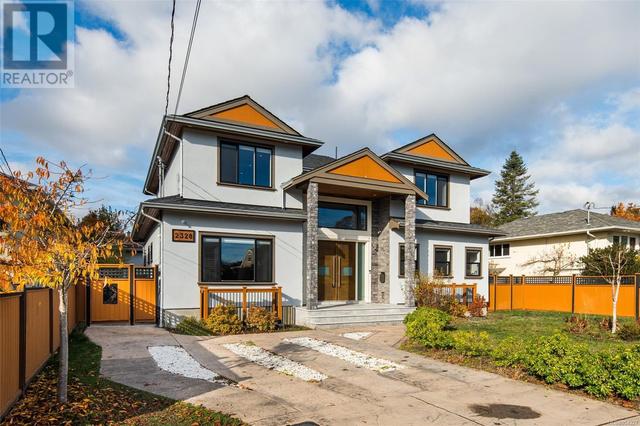 2328 Dunlevy St, House detached with 7 bedrooms, 7 bathrooms and 6 parking in Oak Bay BC | Image 3